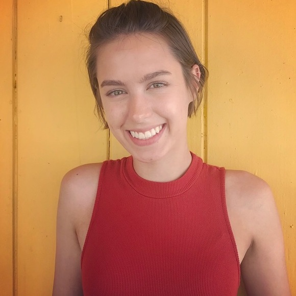 Meet your Posher, Renee - Picture 1 of 1